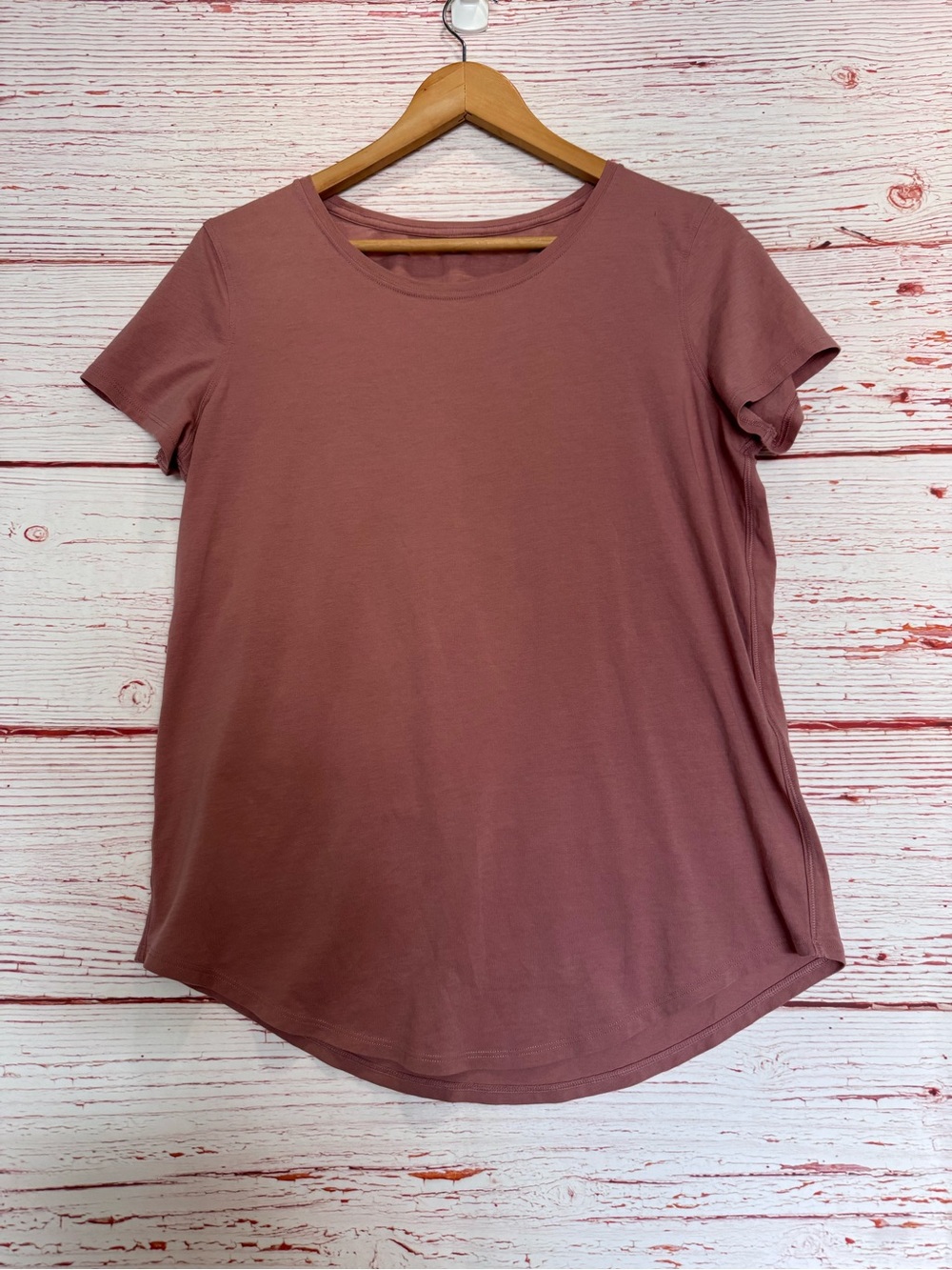 Lululemon Love Crew Short Sleeve T-Shirt in
Spiced Chai Sz 6